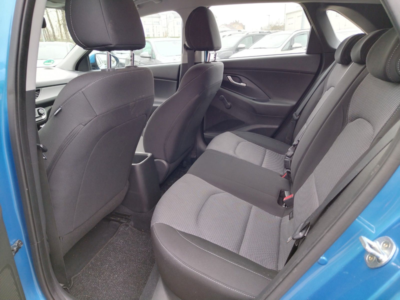 Hyundai i30 1.4 Select+67000+TÜV/NEU+GARANTIE+KLIMA+SHZ — photo 11