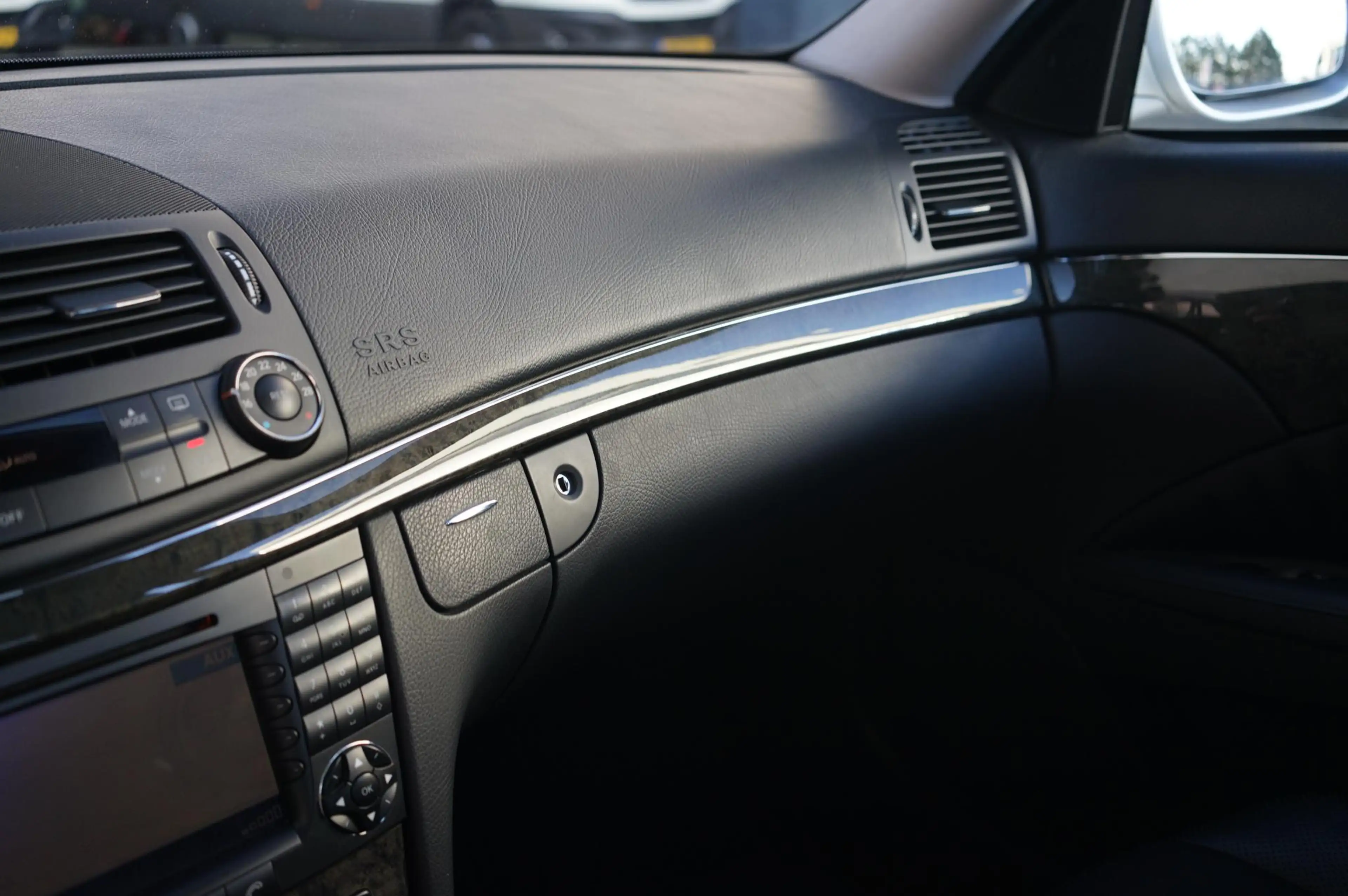 Mercedes-Benz E 350 Avantgarde — photo 12