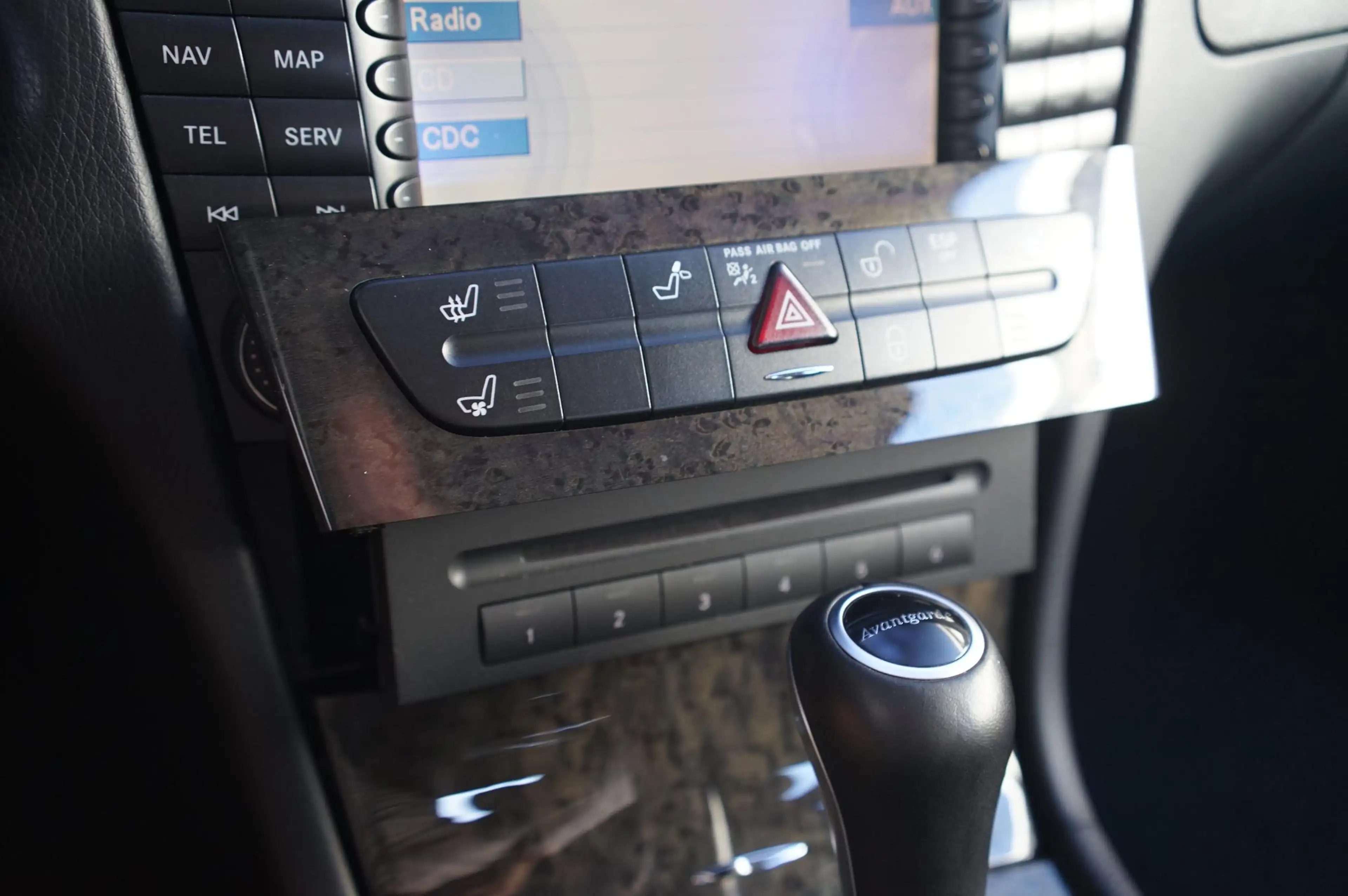 Mercedes-Benz E 350 Avantgarde — photo 10