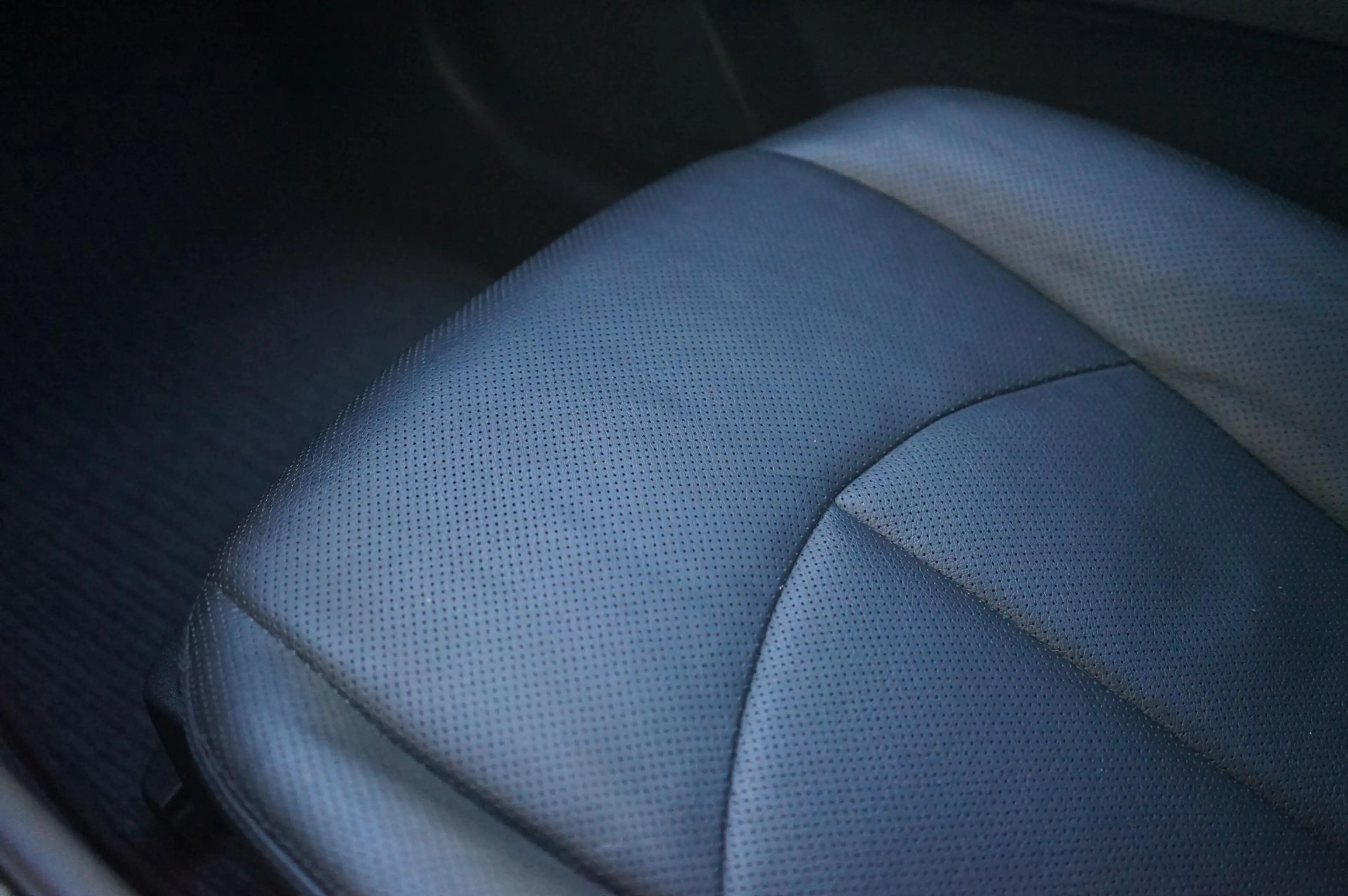 Mercedes-Benz E 350 Avantgarde — photo 9