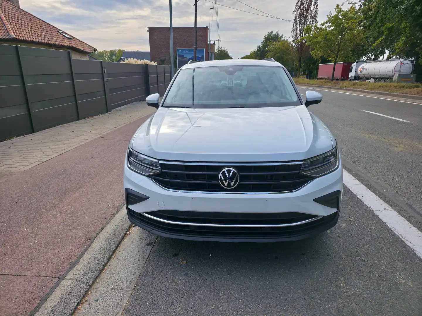 Volkswagen Tiguan 2.0 TDi SCR 4Motion Life Business DSG 1°EIG. !! Blanc - 2