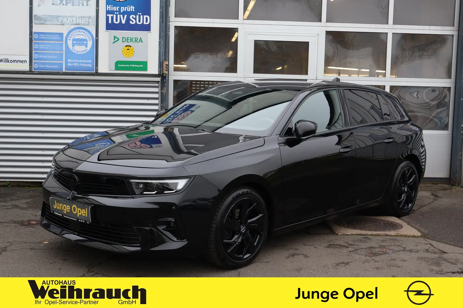 Opel Astra 5-T 1.2 Turbo AT8 GS+AHK+Matrix-LED+ Schwarz - 1