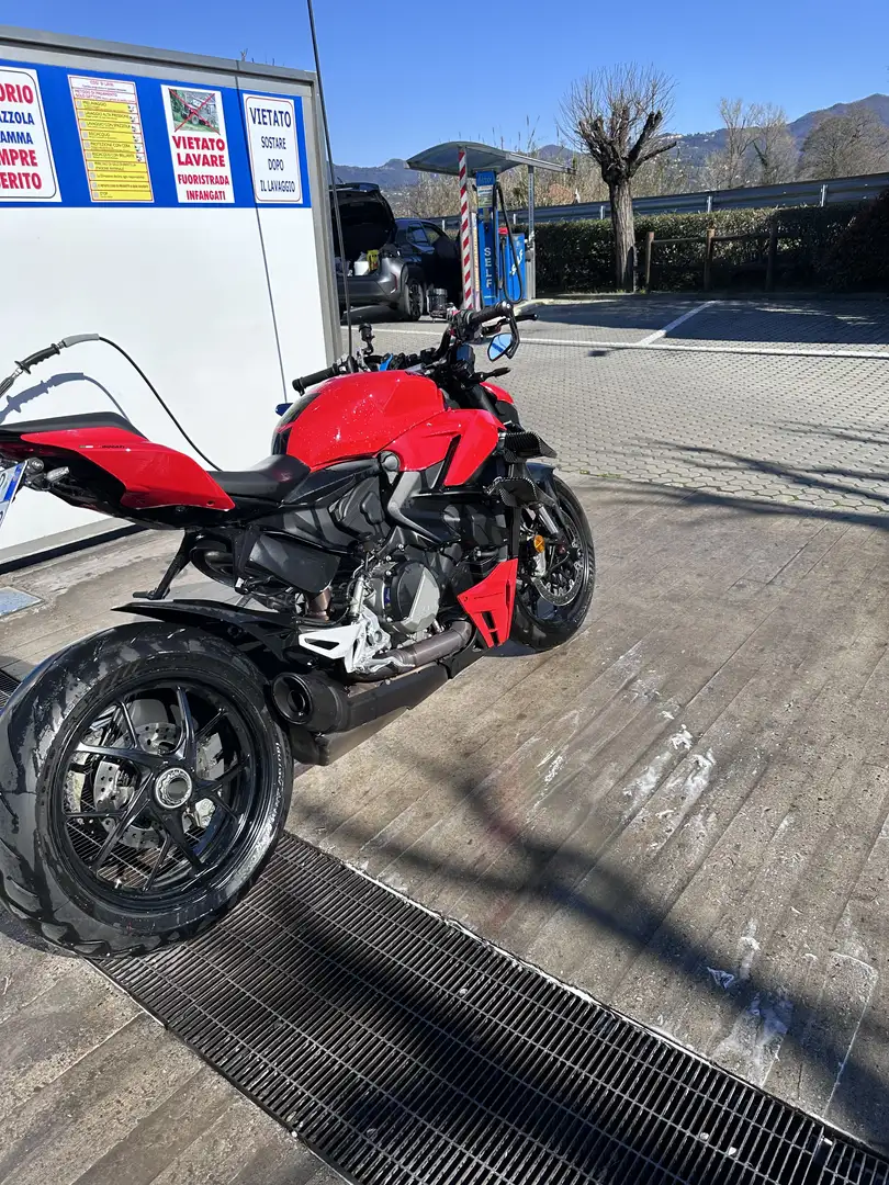 Ducati Streetfighter V2 Rosso - 2