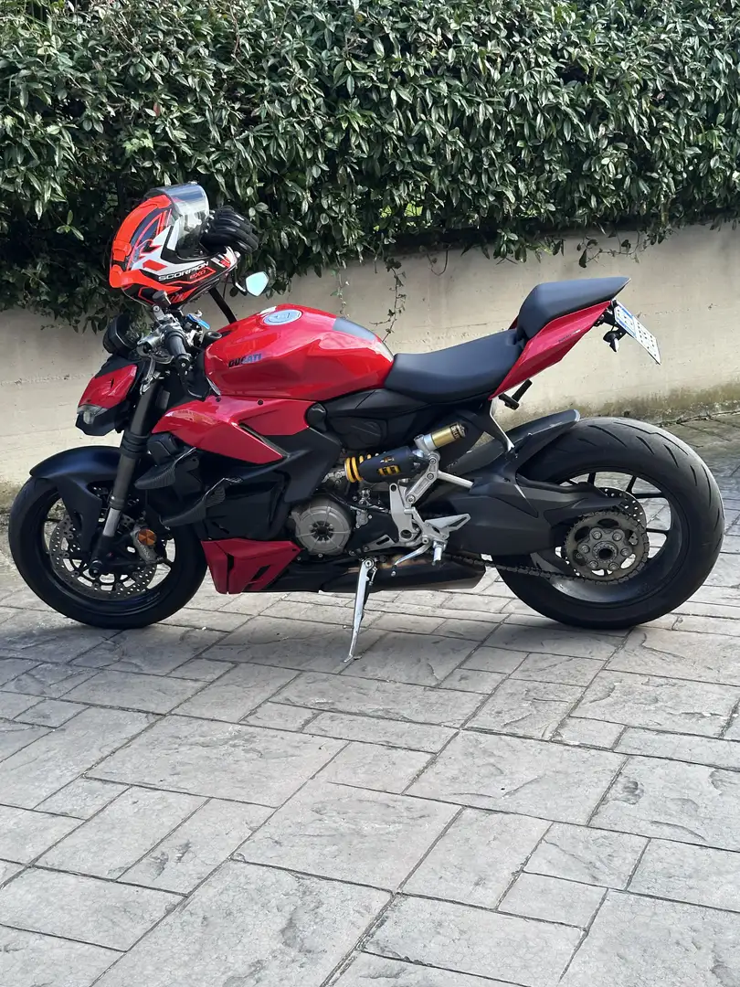 Ducati Streetfighter V2 Rosso - 1