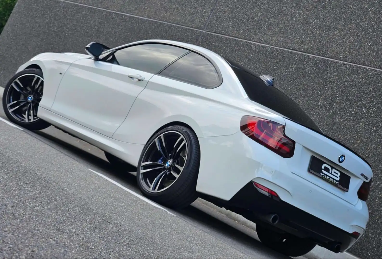 BMW 235 M235i Coupe Sport-Aut. - 2