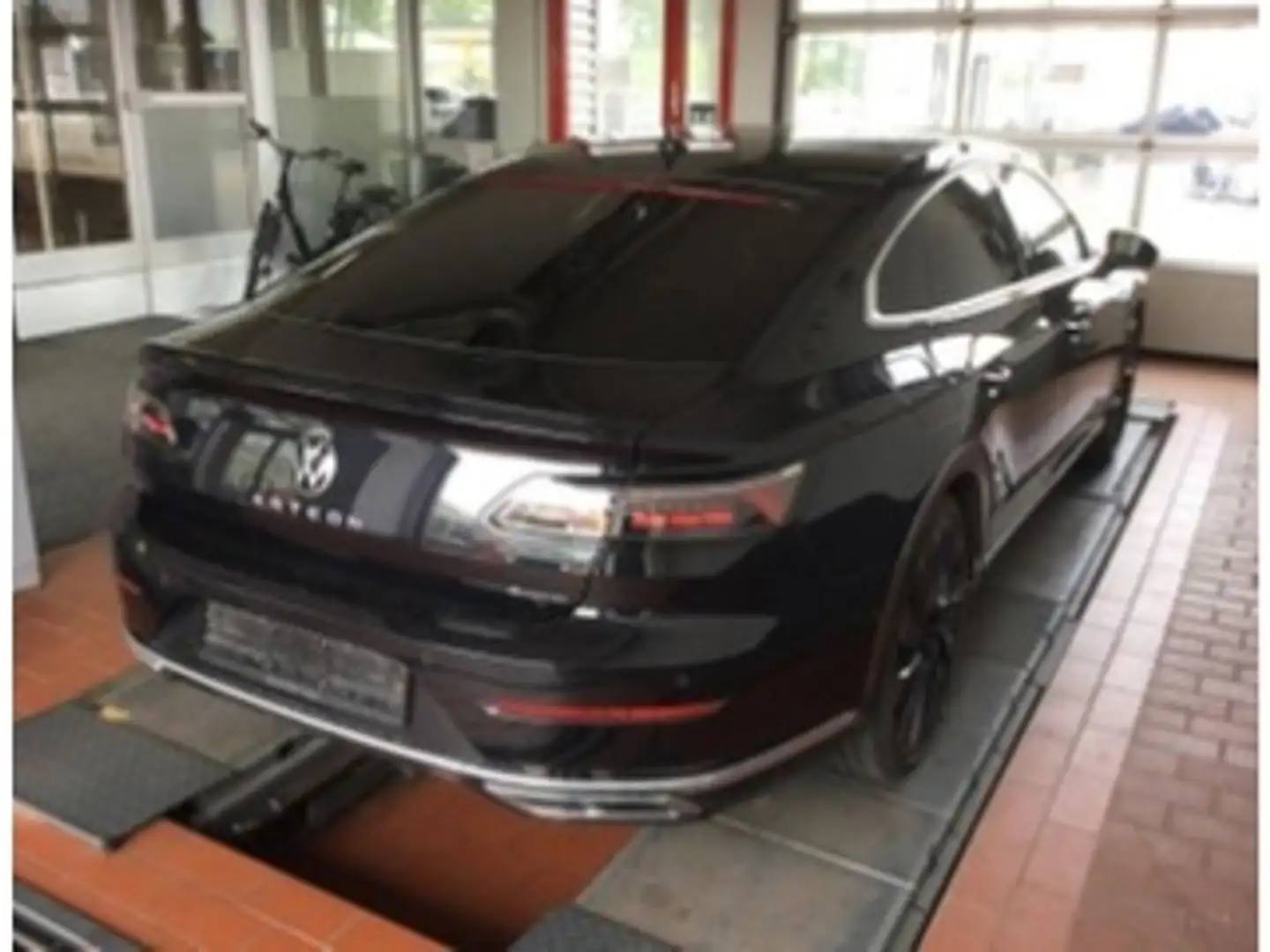 Volkswagen Arteon 2.0TDI DSG 4Motion *R-Line/ Business Premium- Pake Schwarz - 2