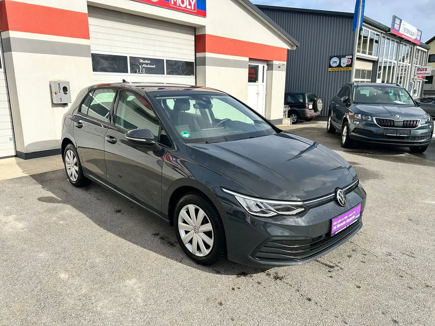 Volkswagen Golf Life Grau - 1