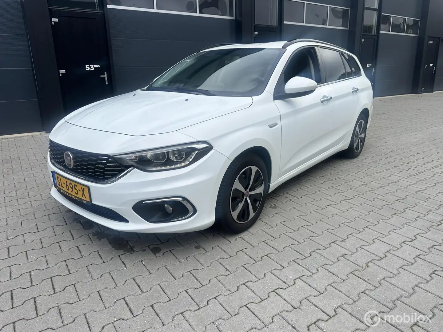 Fiat Tipo 1.6 MultiJet 16v Business Lusso export prijs Wit - 1