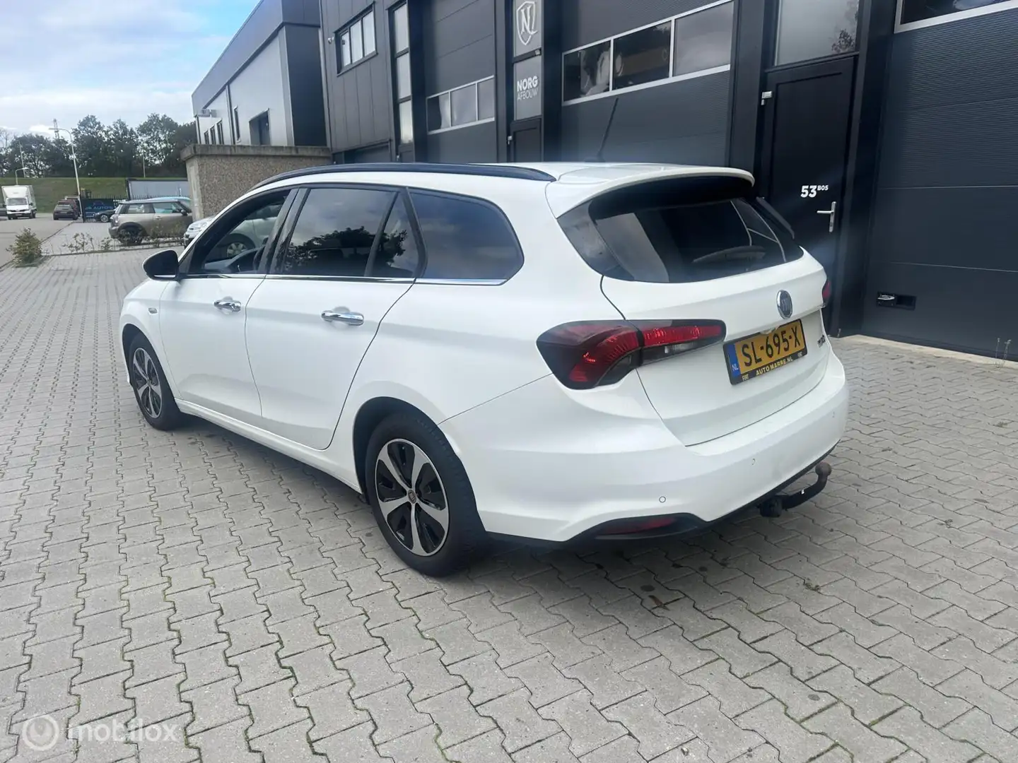 Fiat Tipo 1.6 MultiJet 16v Business Lusso export prijs Wit - 2