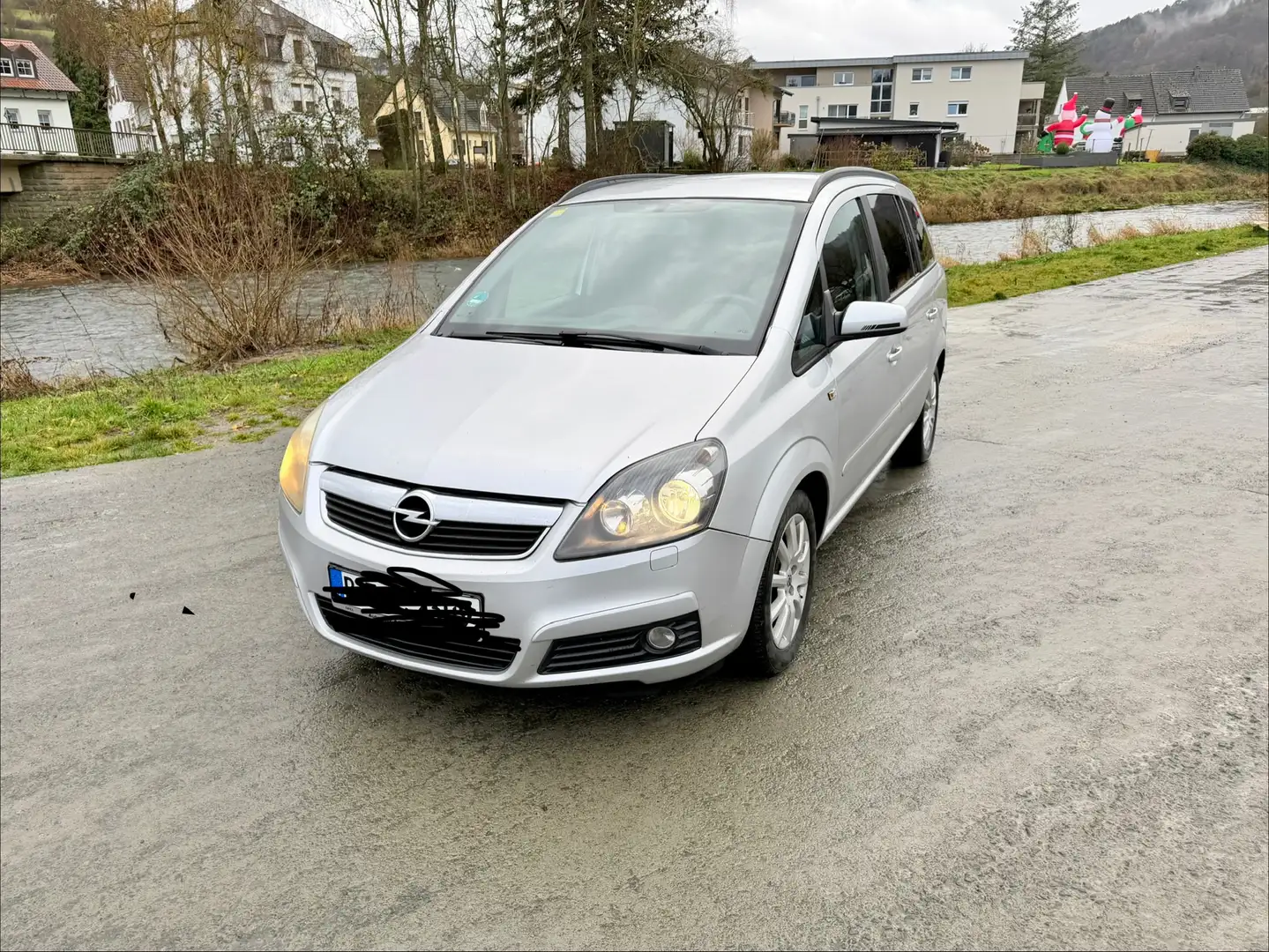 Opel Zafira Zafira 1.8 Easytronic Edition Plus Gris - 1