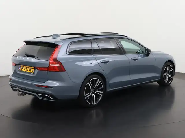 Volvo V60 view 4