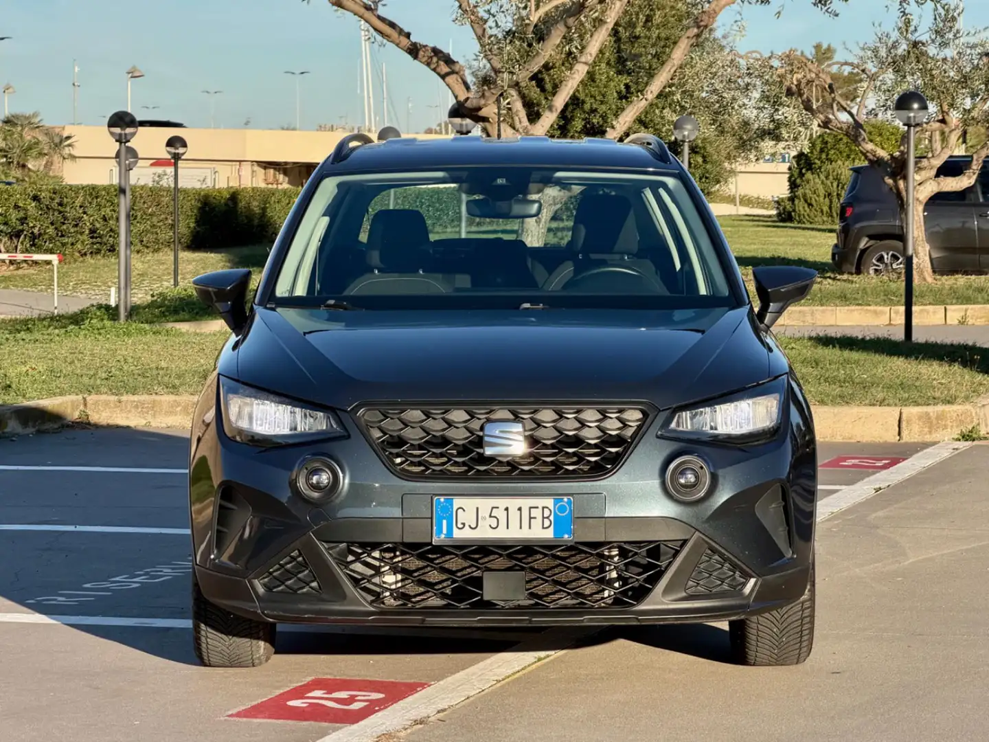 SEAT Arona TSI STYLE+NAVI CARPLAY WIFI APPLE&ANDROID+PDC Gris - 2