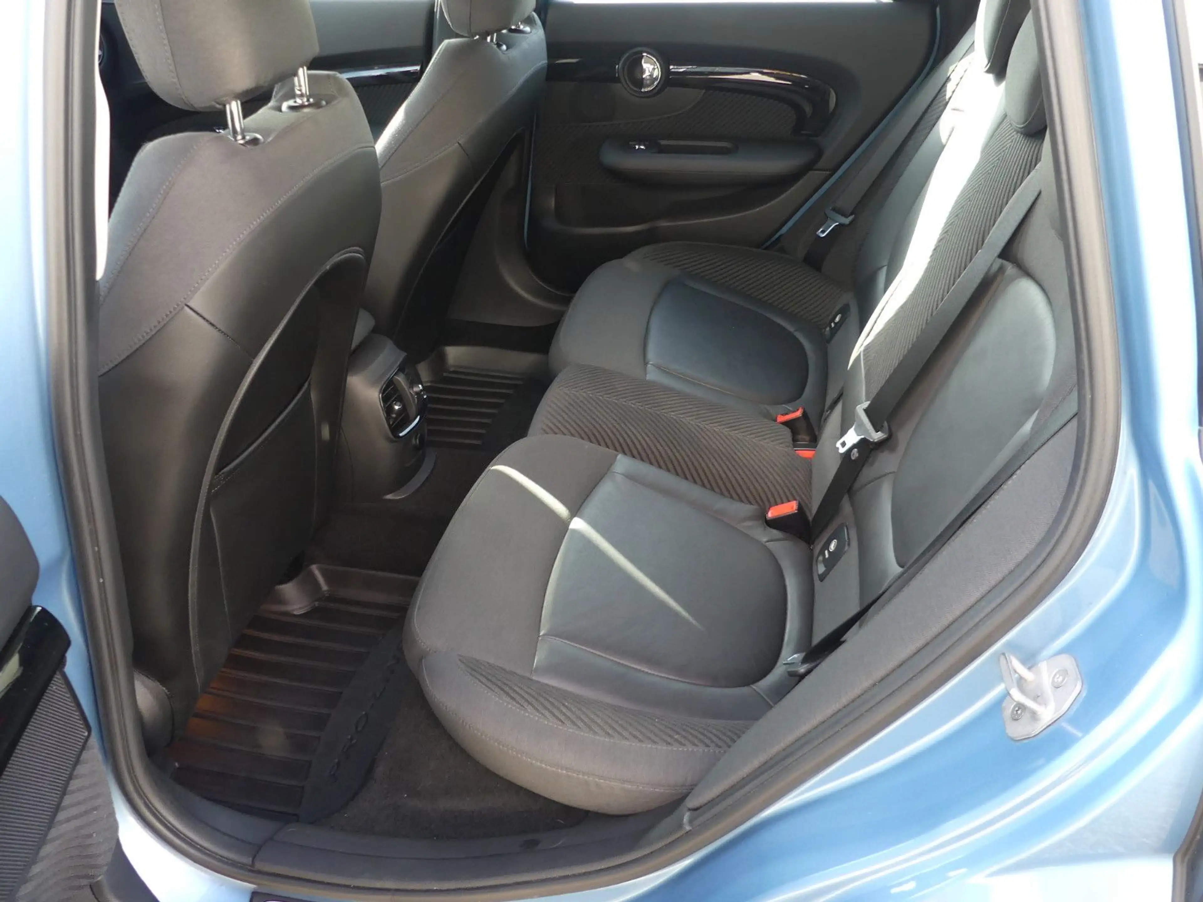 MINI One Clubman ONE Clubman/Klima/Navi/Teilleder/Sitzheizung/PDC — photo 14