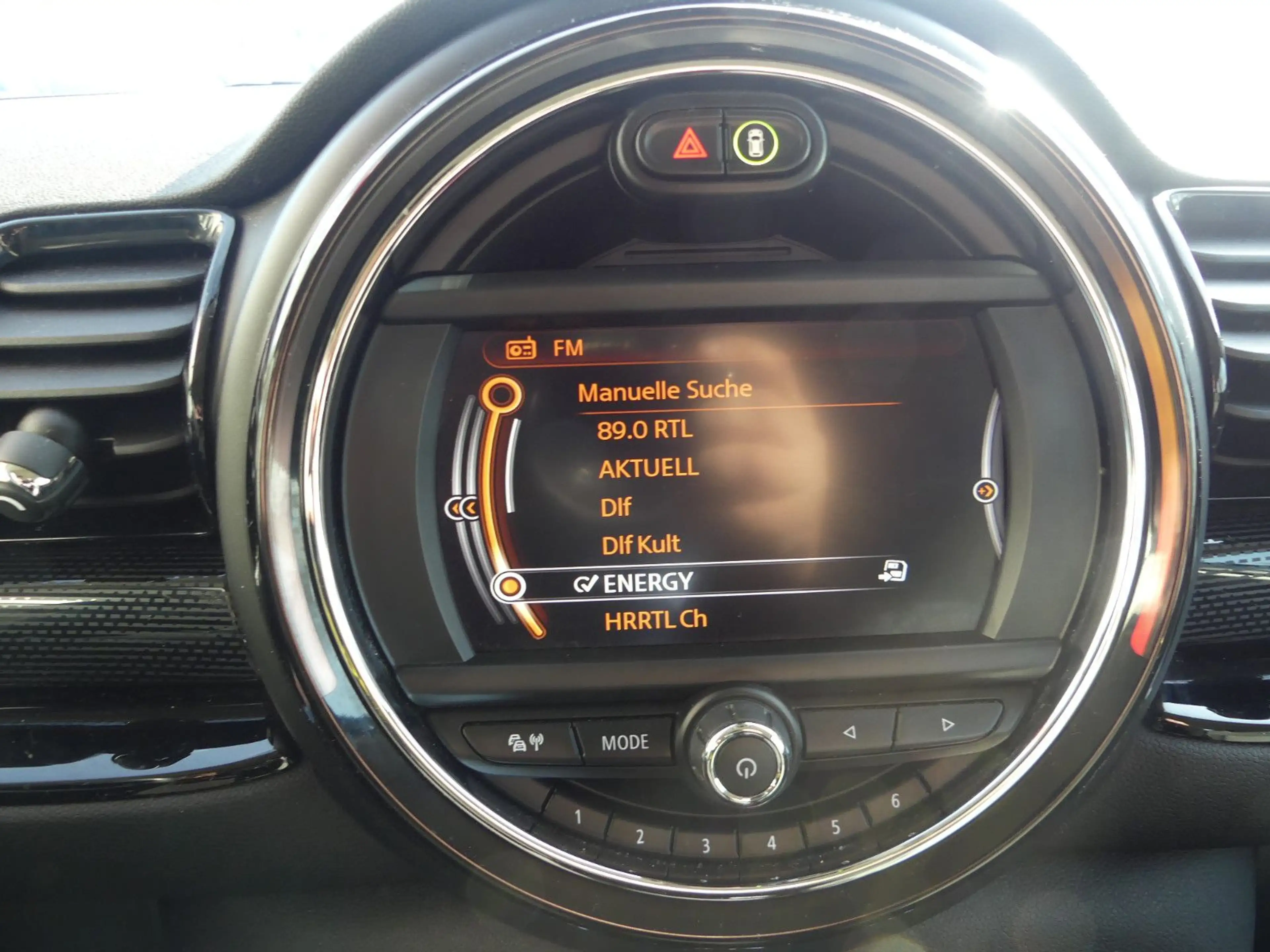 MINI One Clubman ONE Clubman/Klima/Navi/Teilleder/Sitzheizung/PDC — photo 9