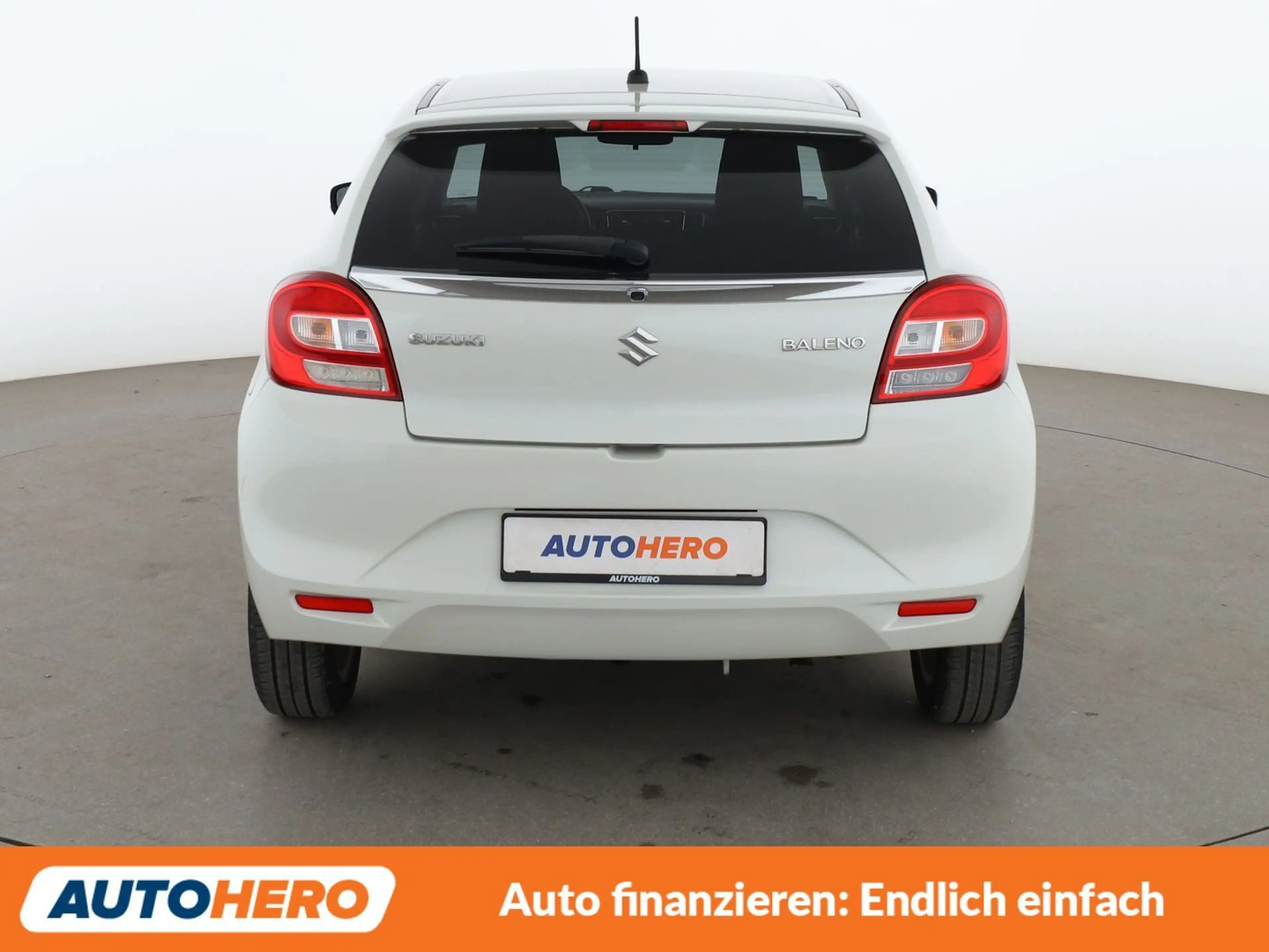 Suzuki Baleno 1.0 BoosterJet Comfort Aut.*NAVI*LED*ACC*SHZ* — photo 5