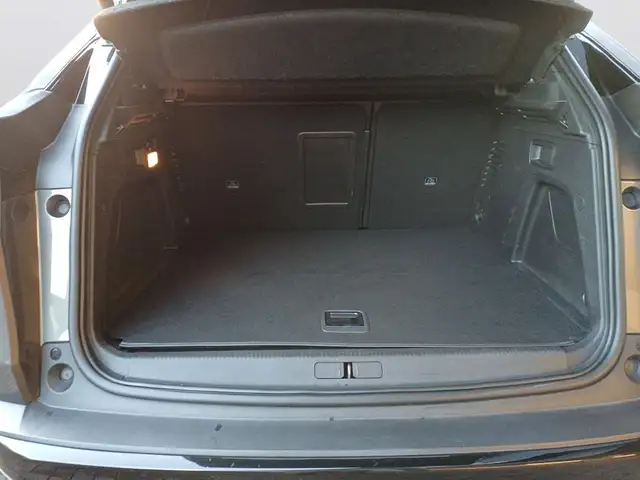 Peugeot 3008 view 7