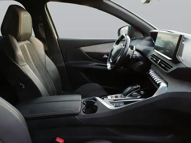 Peugeot 3008 view 11
