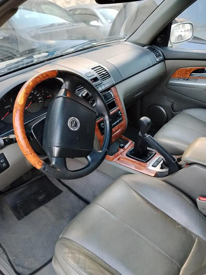 SsangYong Rexton Rexton I (662) 290 td EL 5pti Grau - 2