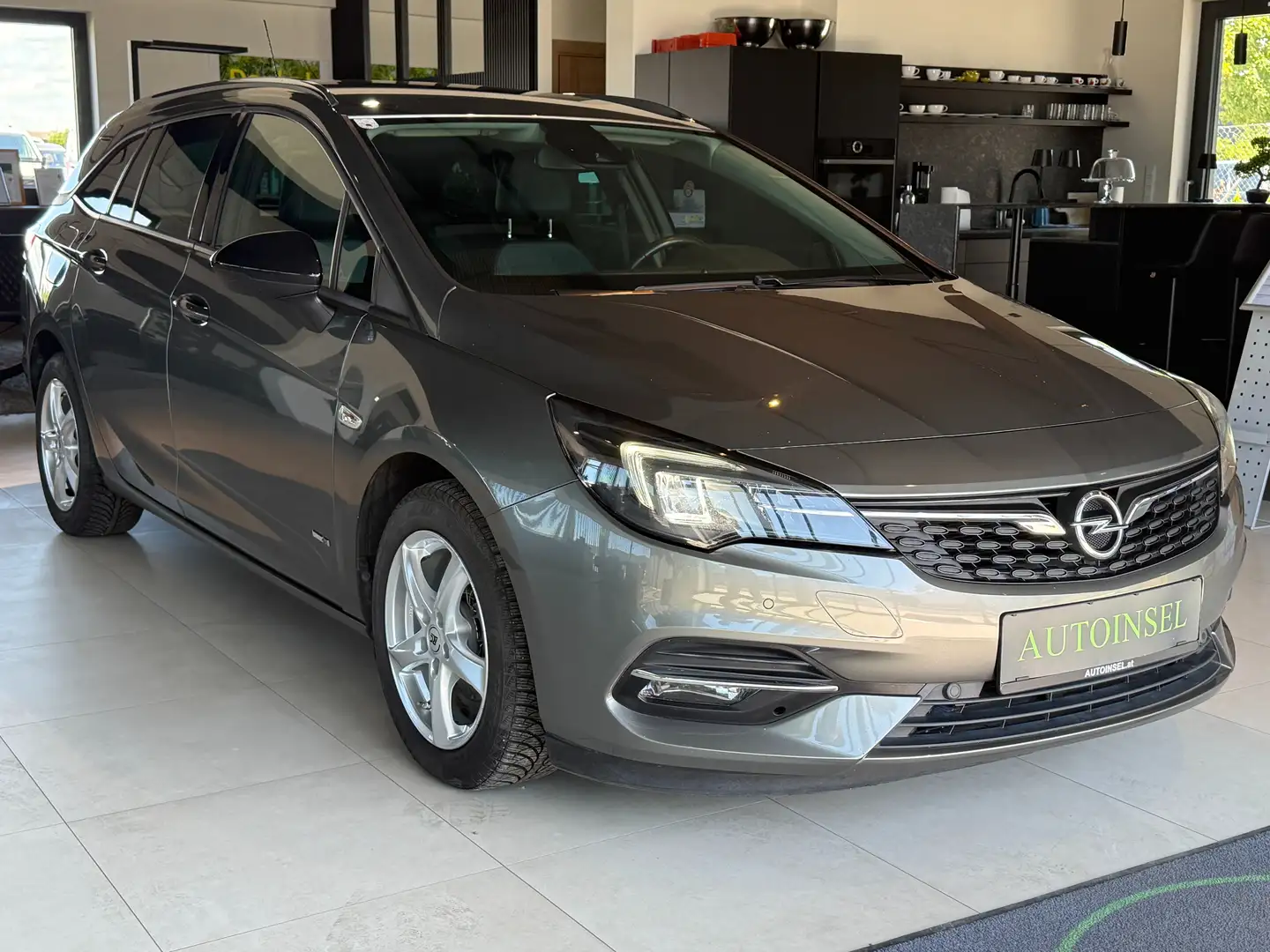 Opel Astra 1,5 CDTI Design Tempomat,SZHZ,Kamera Gris - 2