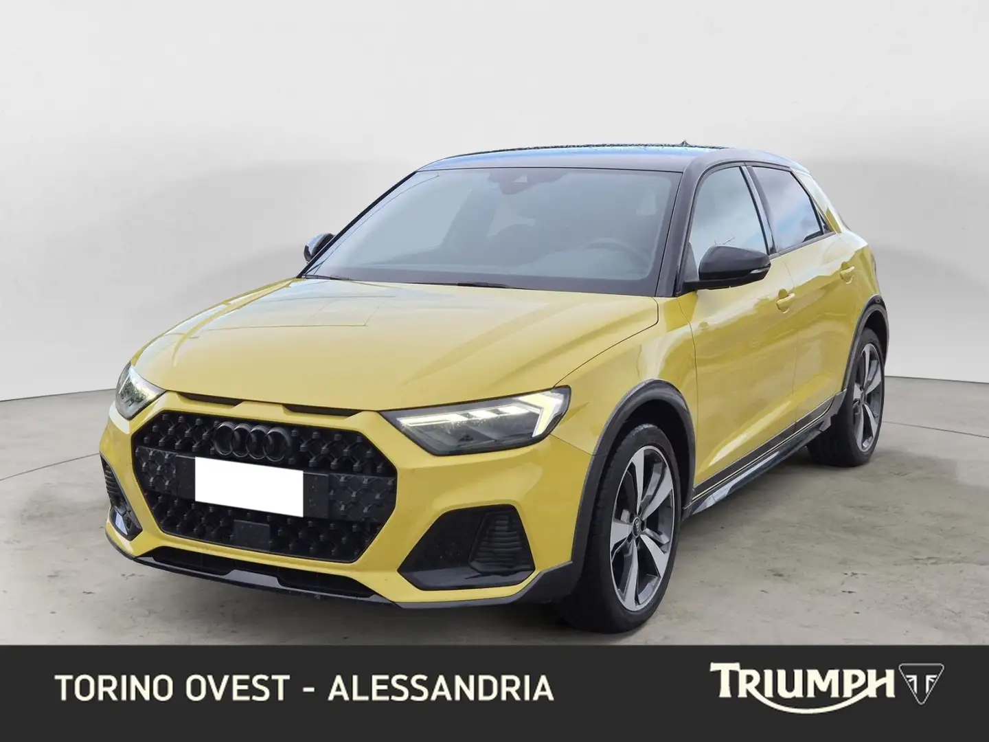 Audi A1 Citycarver 30 1.0 tfsi Admired 110cv s-tronic Giallo - 1