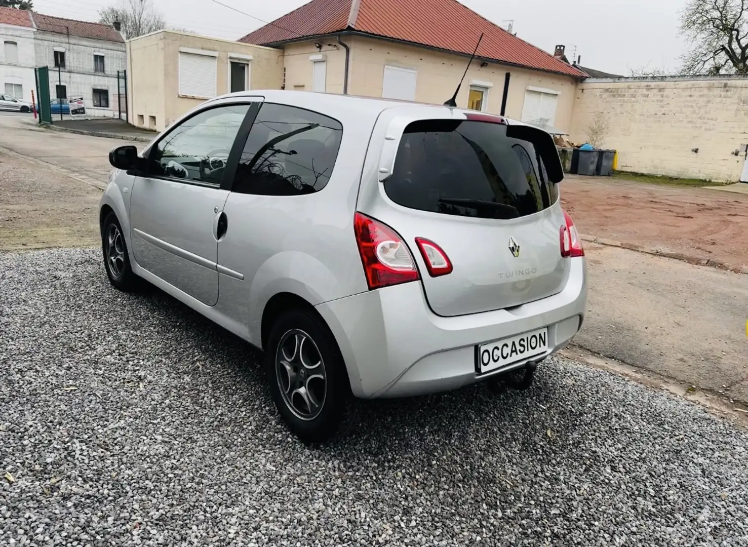 Renault Twingo II 1.2 LEV 16v 75 eco2 Initiale - 2