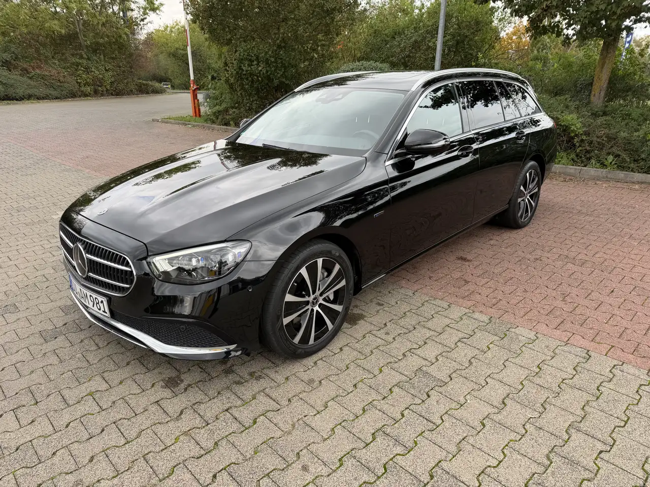 Mercedes-Benz E 300
