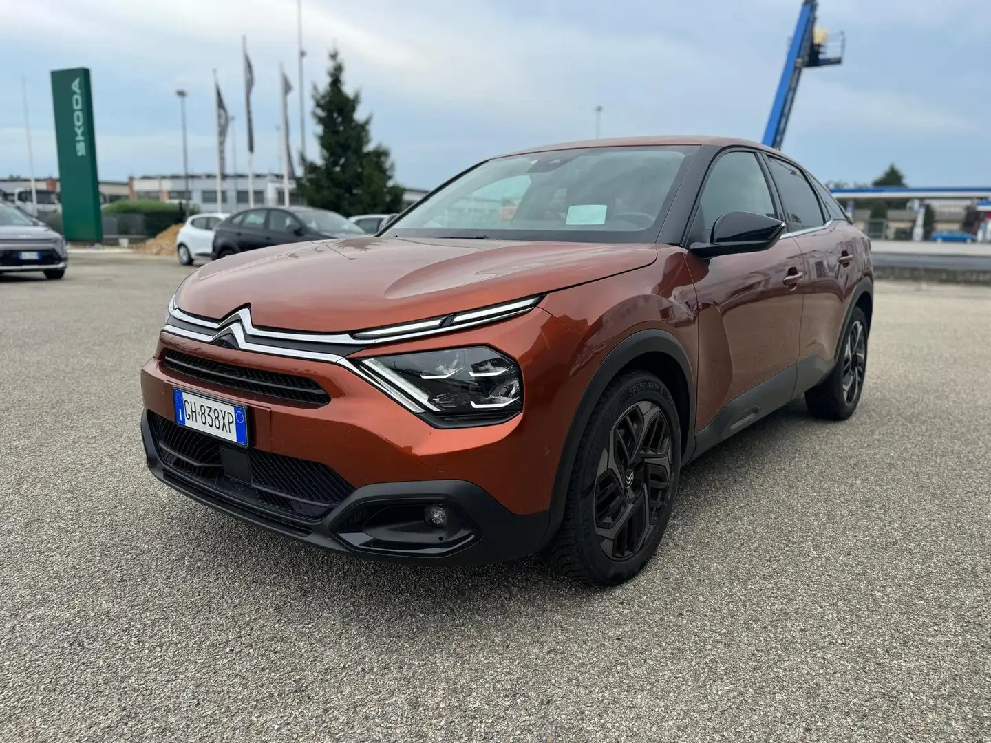 Citroen C4 C4 III 2021 1.5 bluehdi Shine Pack Oranžová - 1