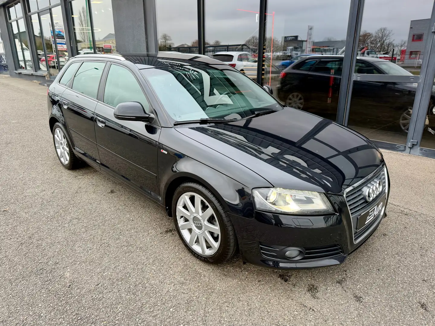 Audi A3 A3 Sportback 2.0 TDI 140 DPF Quattro S line Noir - 2