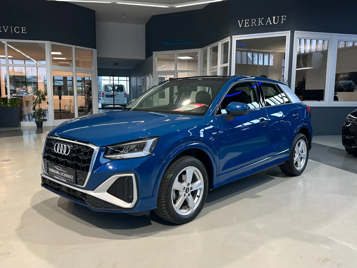 Audi Q2 35TFSI SLine Indiv.Lack+B&O+Rfka+LED+AHK+Pano Blau - 1