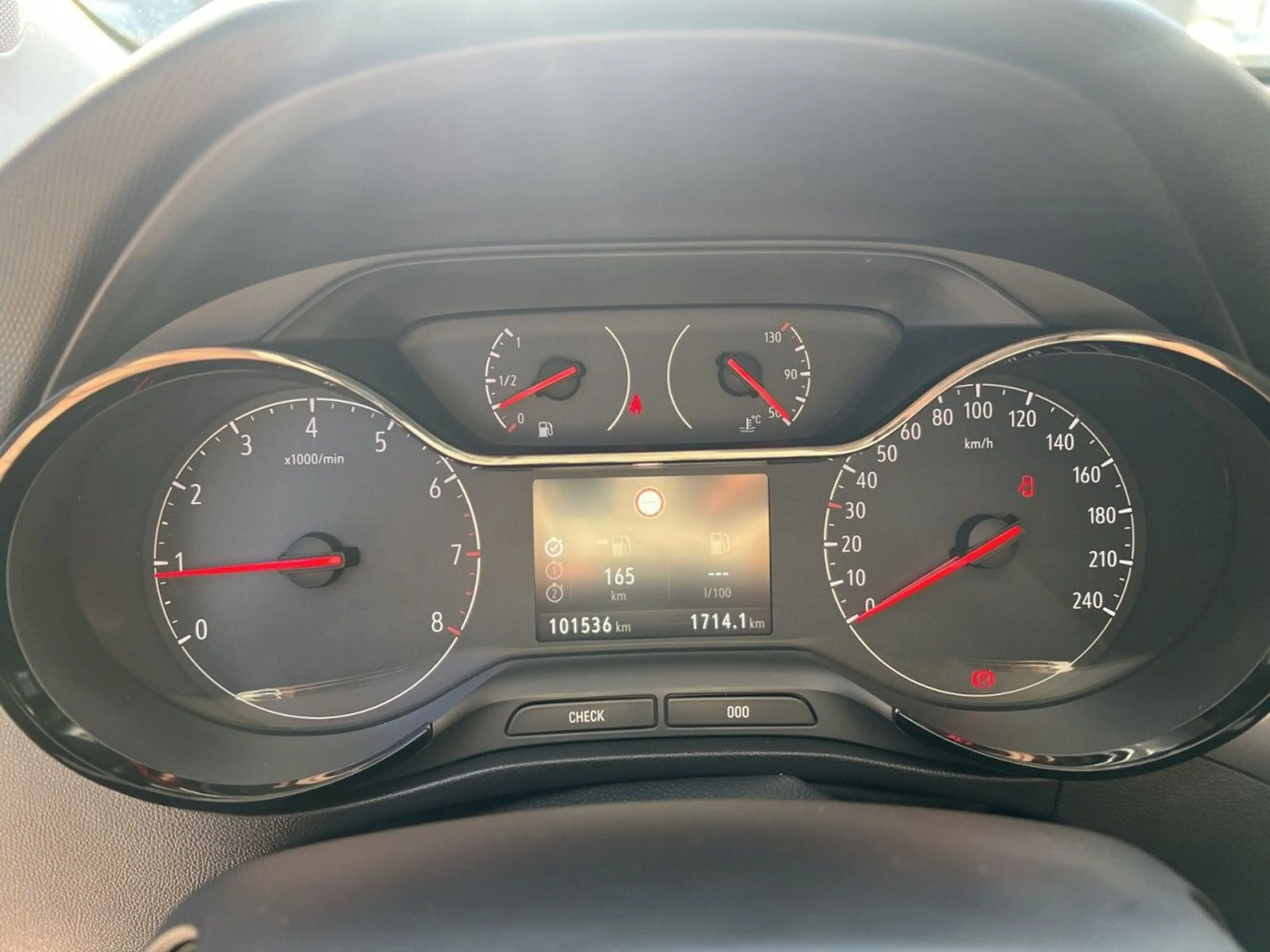 Opel Crossland X Crossland Edition Klima Navi Einparkhilfe — photo 12