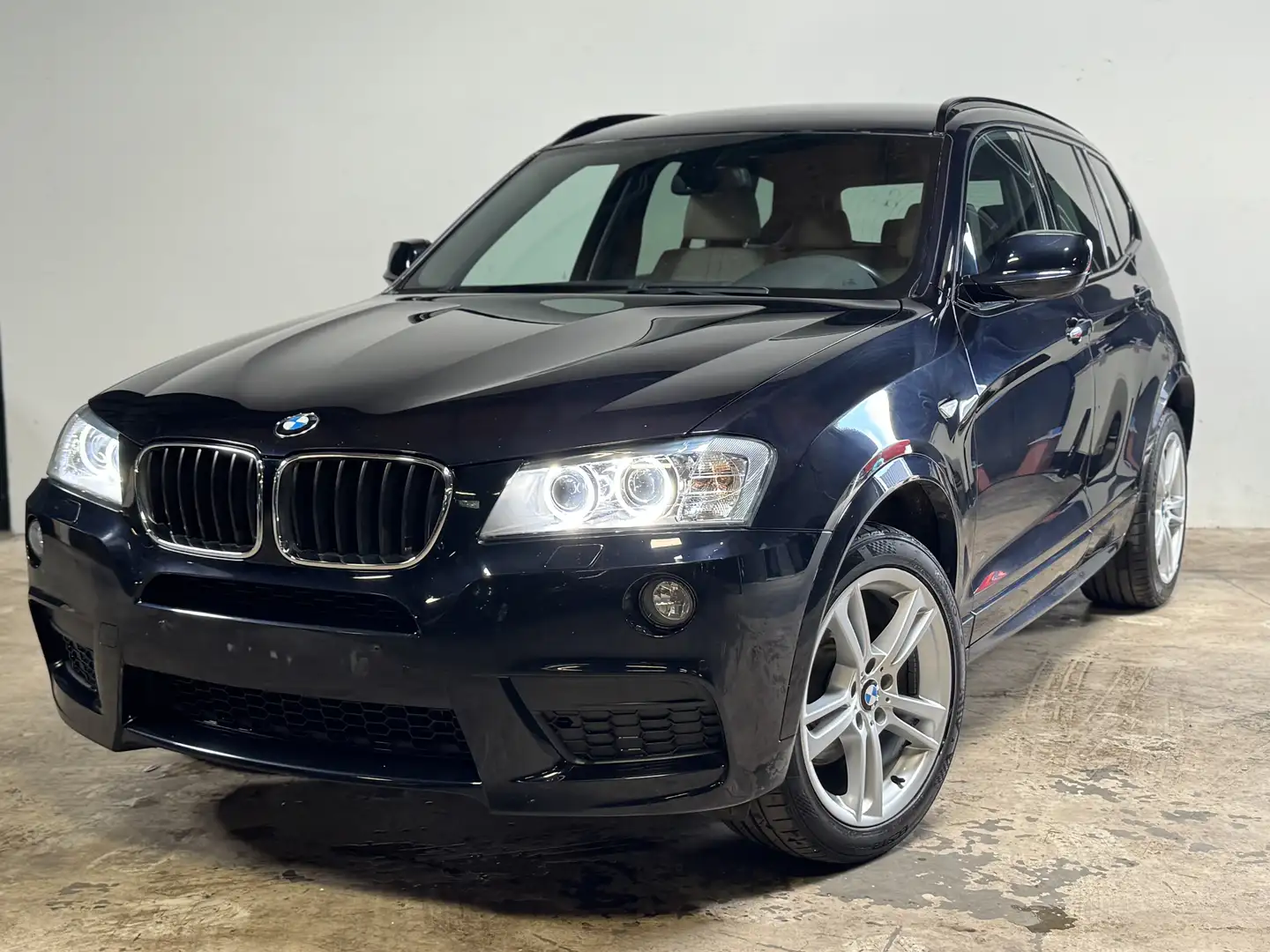 BMW X3 2.0 d sDrive18 - 1