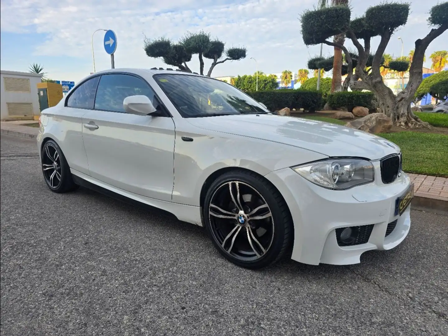 BMW 118 118d Blanco - 1