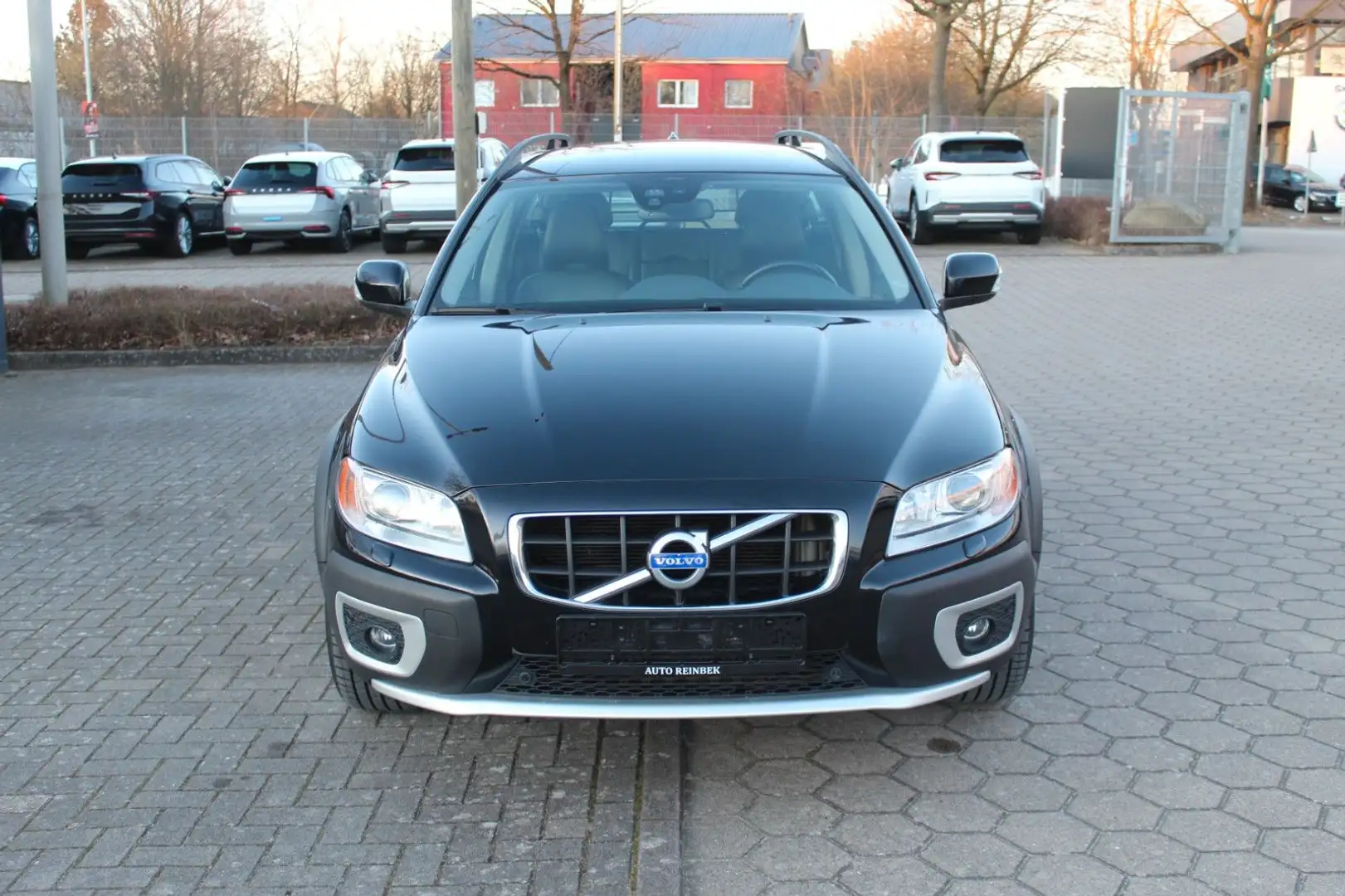 Volvo XC70 Automatik Momentum Negro - 2