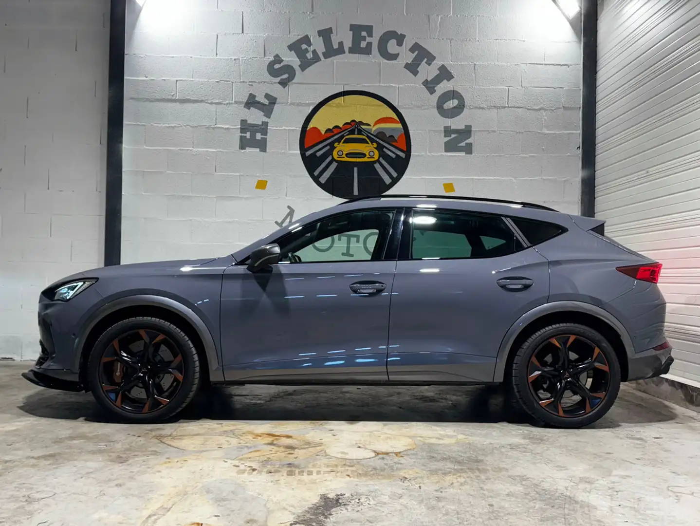 CUPRA Formentor VZ 2.0 TSI 310CV DSG7 4DRIVE GARANTIE 12 MOIS Gris - 2