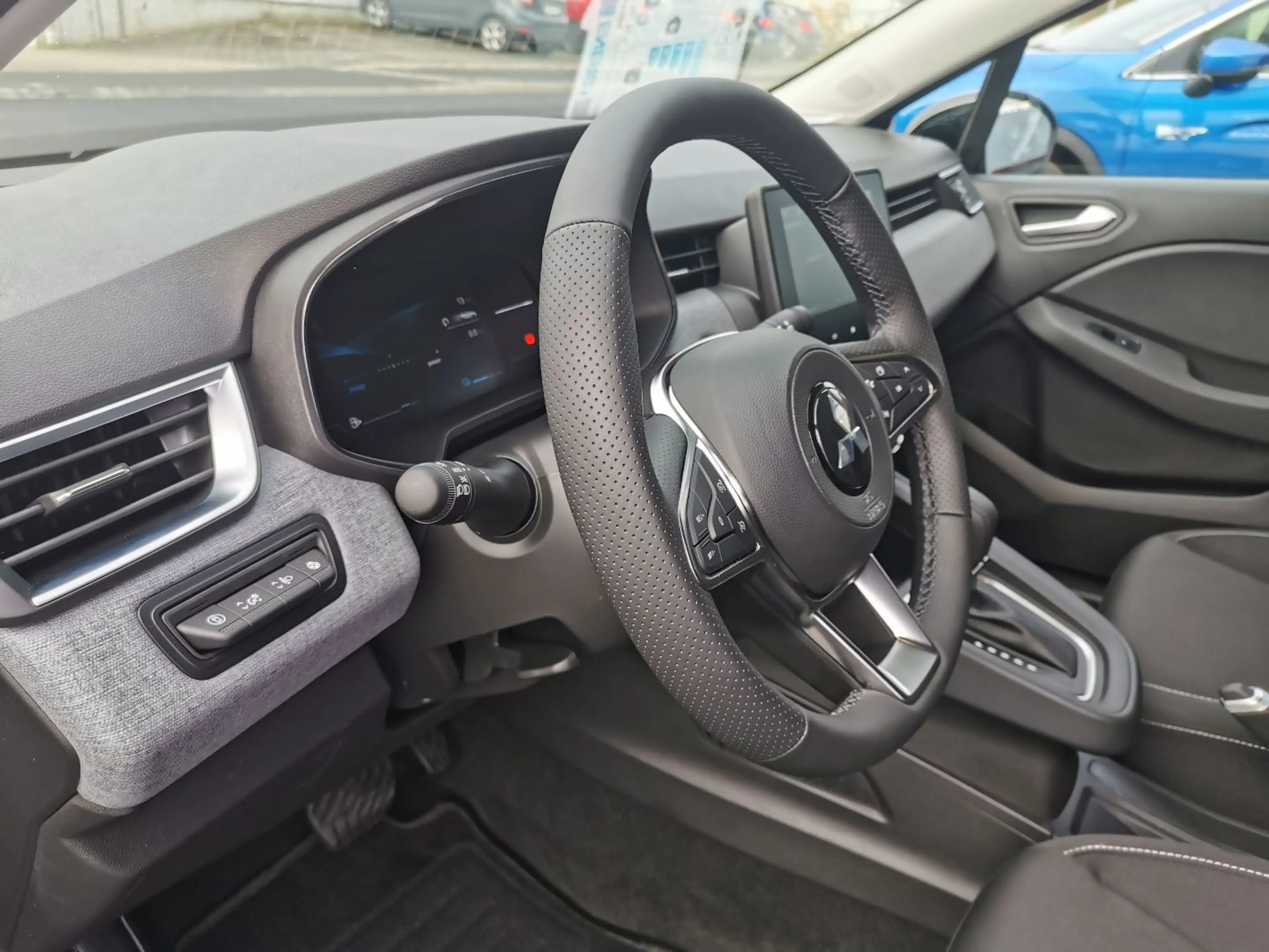 Mitsubishi Colt PLUS 1.6 Hybrid - Kamera /Sitzh / Apple /Android — photo 13