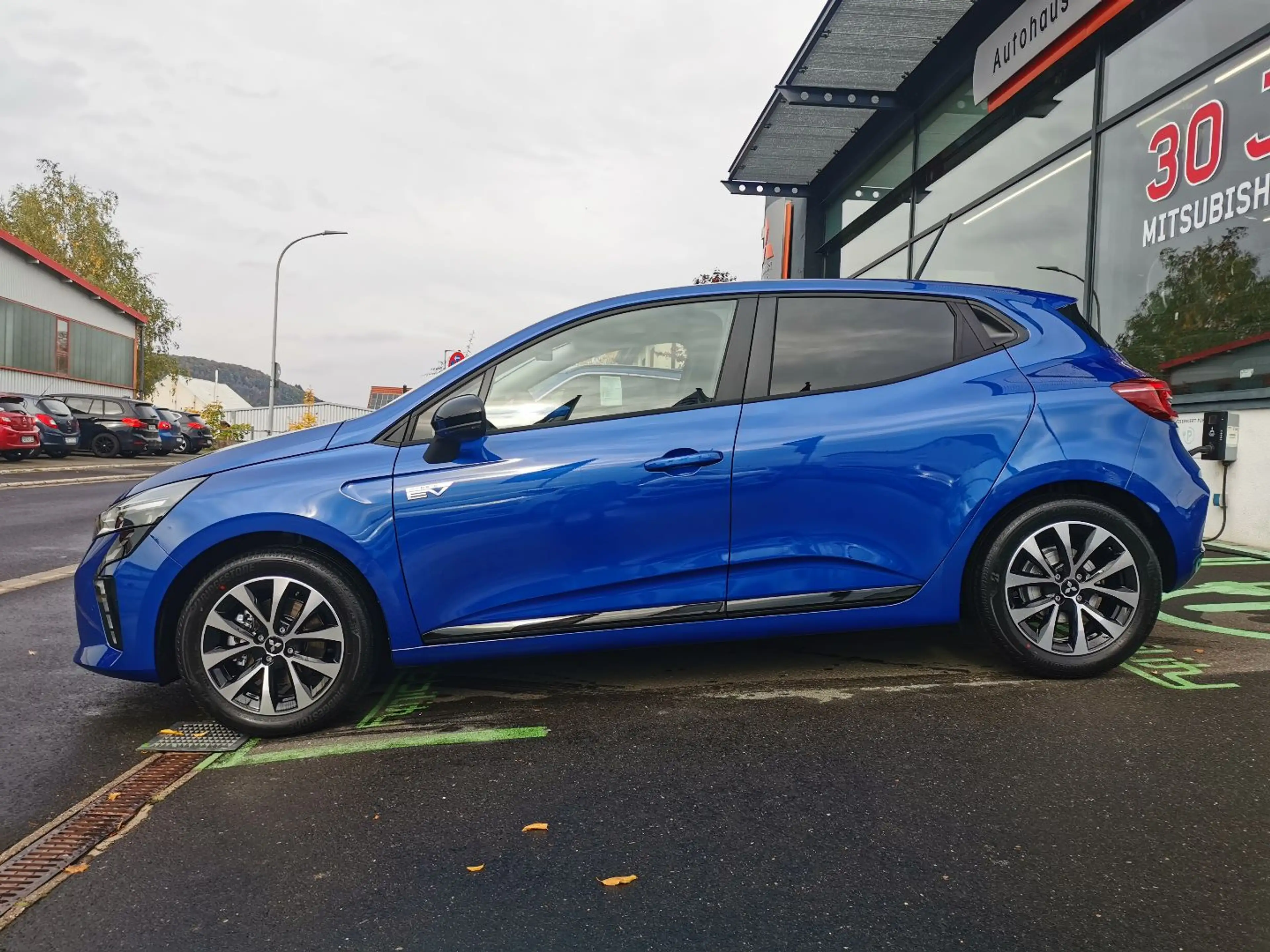 Mitsubishi Colt PLUS 1.6 Hybrid - Kamera /Sitzh / Apple /Android — photo 3