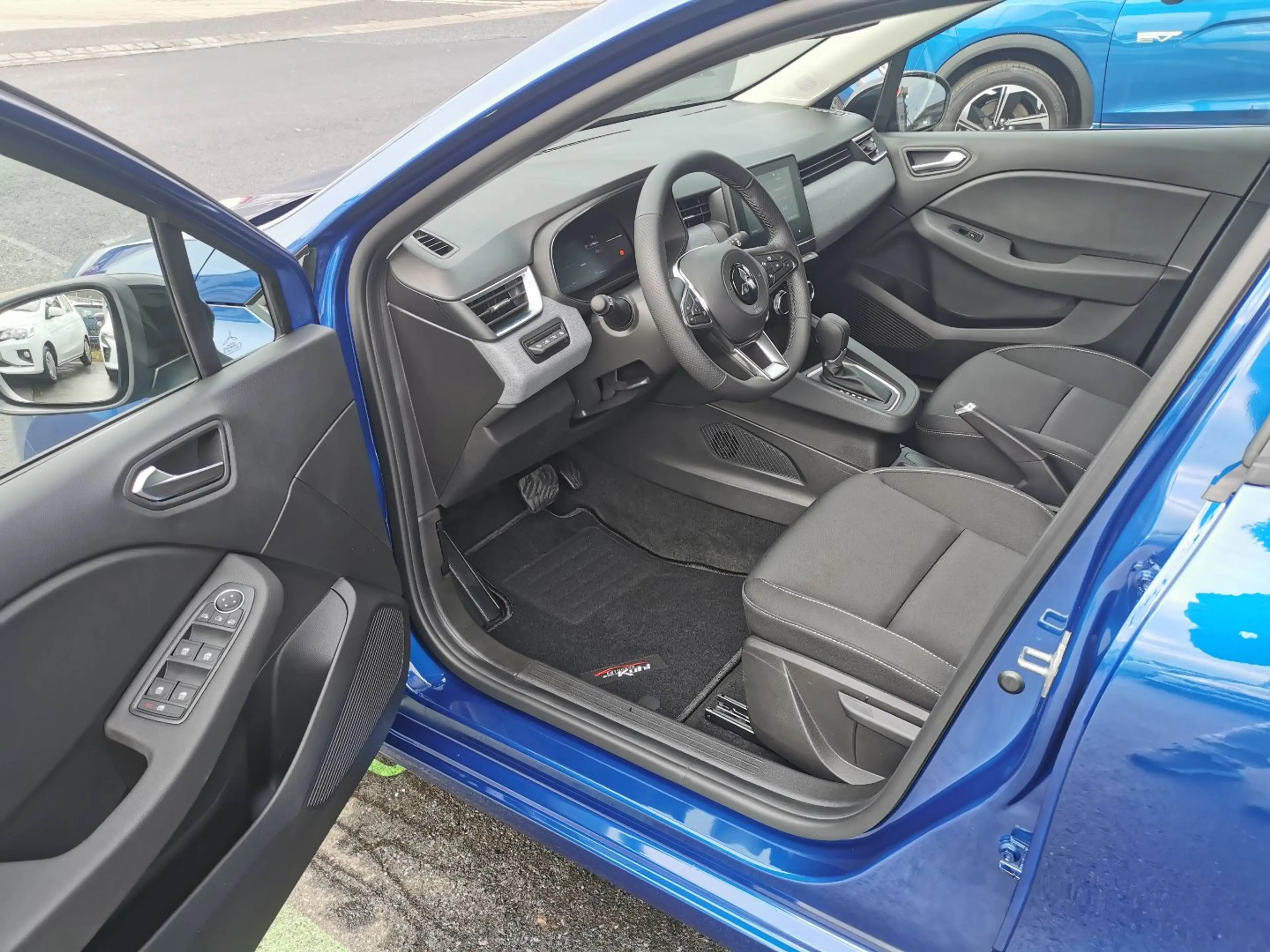 Mitsubishi Colt PLUS 1.6 Hybrid - Kamera /Sitzh / Apple /Android — photo 11
