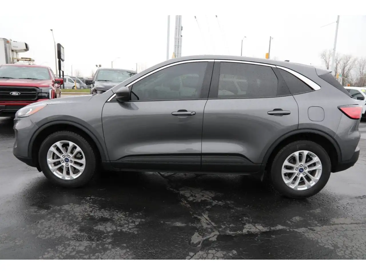 Ford Escape снимка Ford Escape