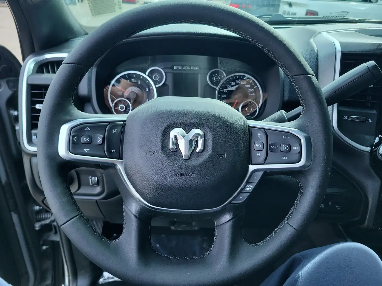 RAM 3500 снимка RAM 3500