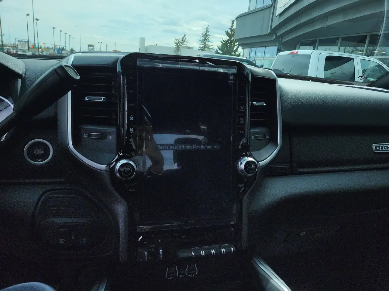 RAM 3500 снимка RAM 3500