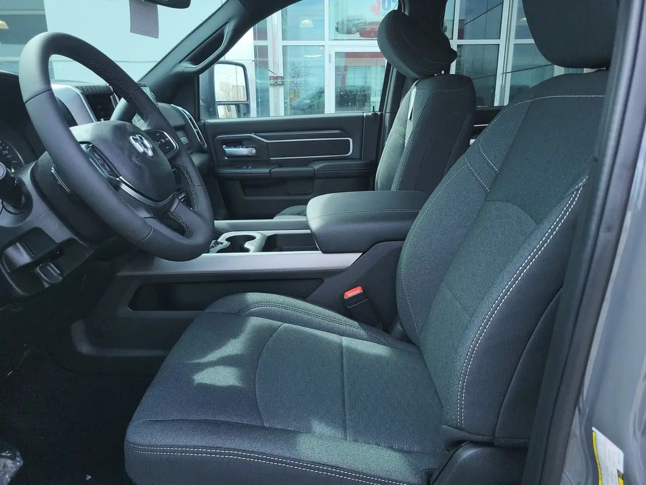 RAM 3500 снимка RAM 3500