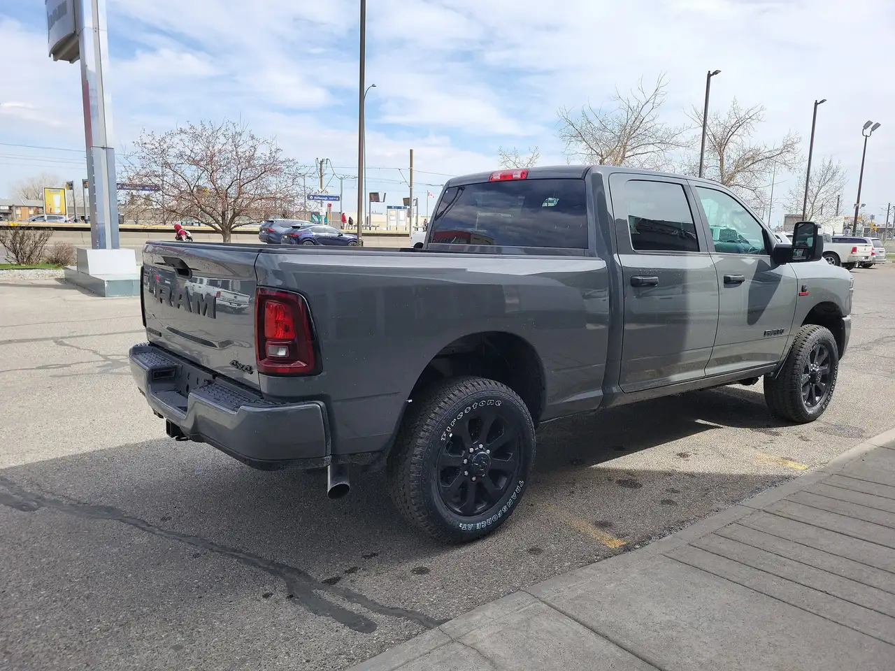 RAM 3500 снимка RAM 3500