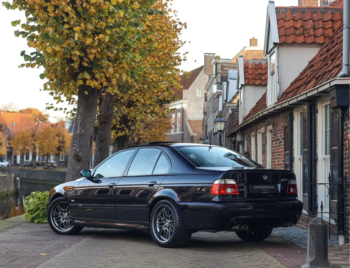 BMW M5 5-serie | Facelift - Handbak - Collectable Schwarz - 2