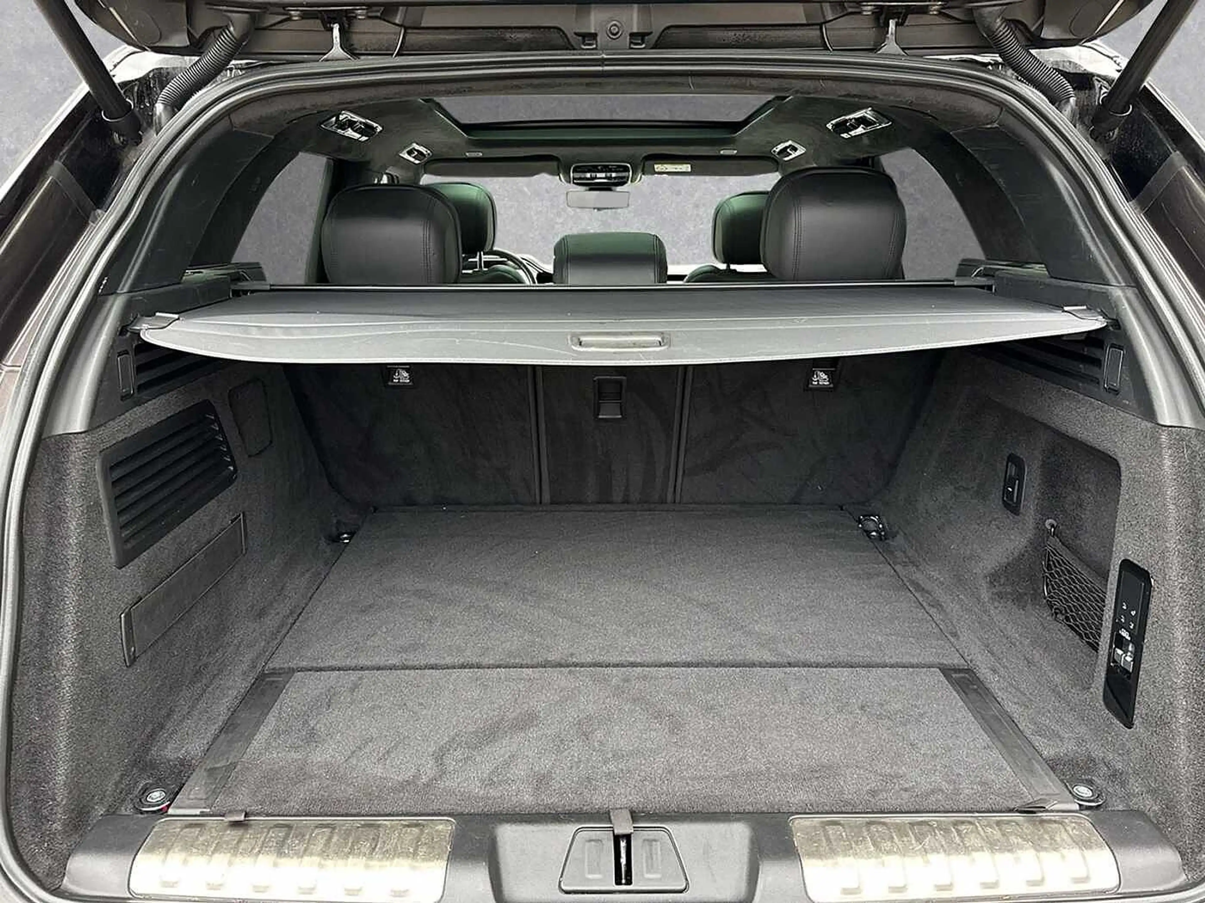 Land Rover Range Rover Sport D350 Autobiography e.AHK Massage — photo 10