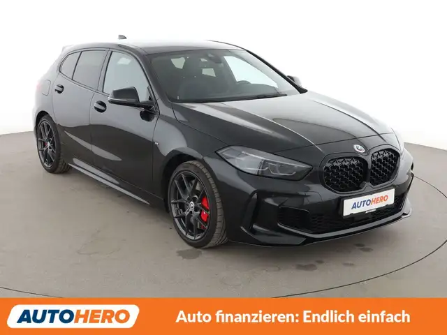 BMW 1 Series view 8