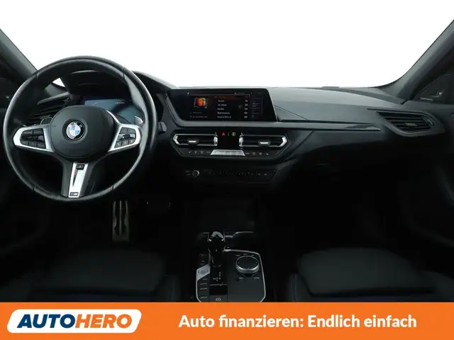 BMW 1 Series view 12