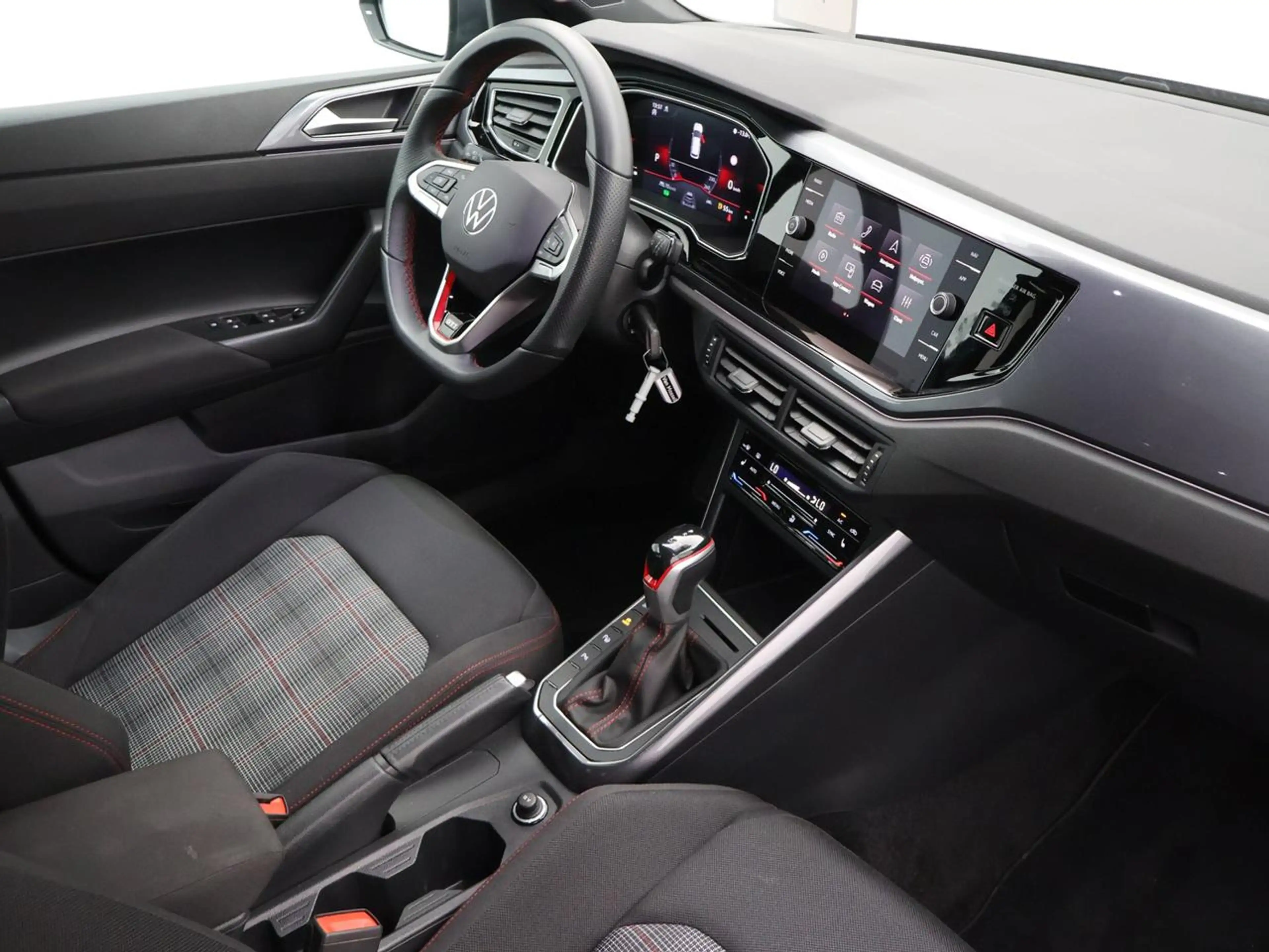 Volkswagen Polo GTI 2.0 TSI DSG 207PK *ZETELVERWARMING*ACC*PDC*APP-CONNECT*...* — photo 2