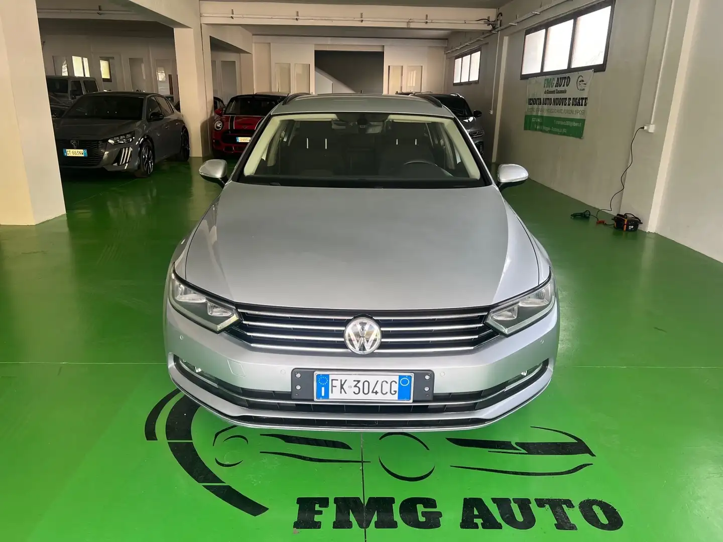Volkswagen Passat Volkswagen Passat Variant 1.6 TDI DSG Comfortline BlueMotion Tech. Gris - 2