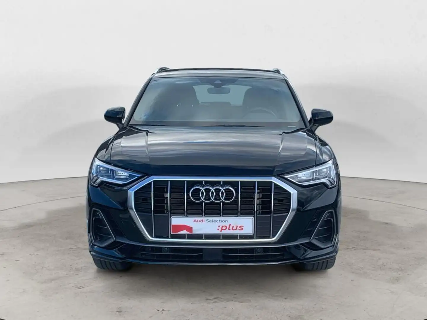 Audi Q3 45 TFSIe S line S-tronic Schwarz - 2