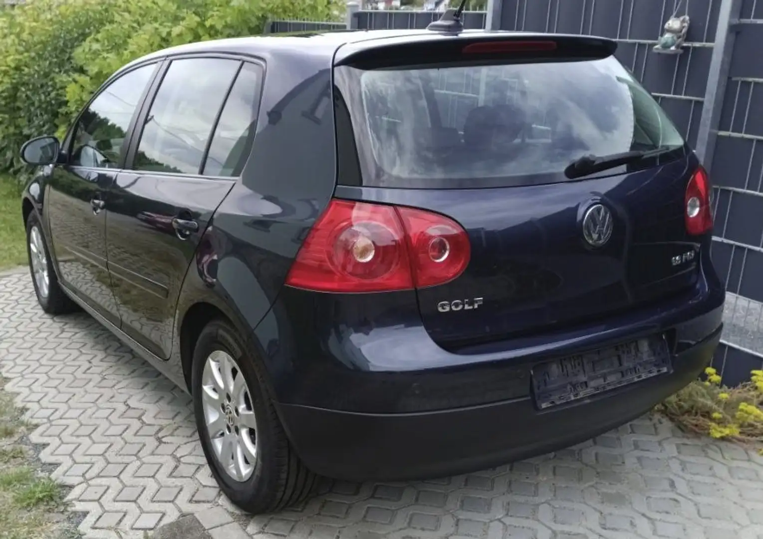 Volkswagen Golf Golf 1.6 FSI Individual Blau - 2